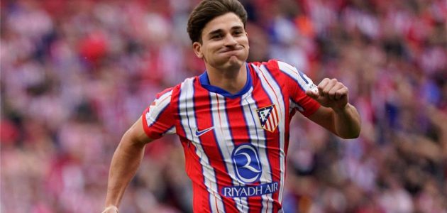 أتلتيكو مدريد يحسم الجدل: لا عرض رسمي من برشلونة لضم جوليان ألفاريز